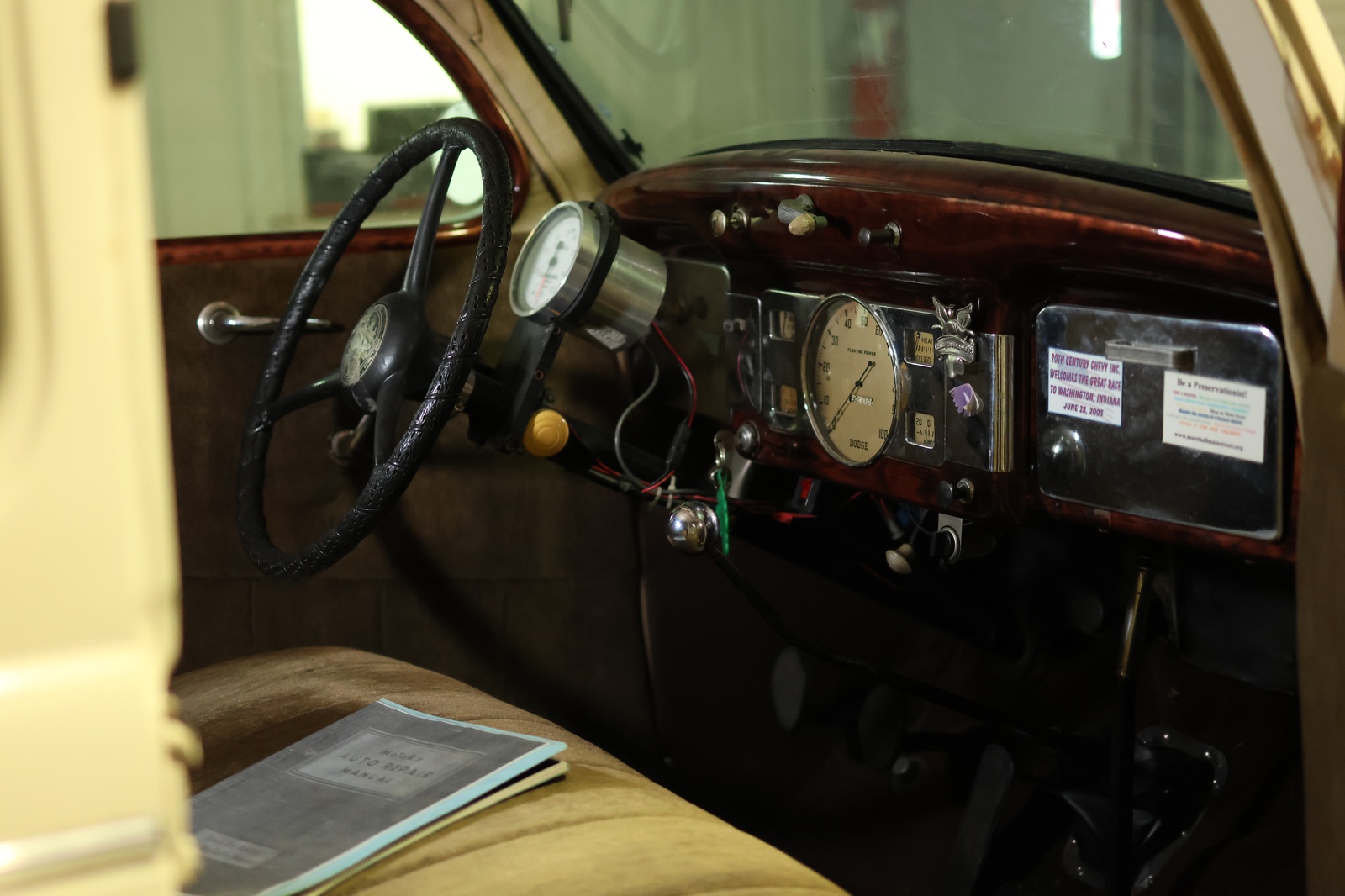 
								1936 Dodge Coupe full									