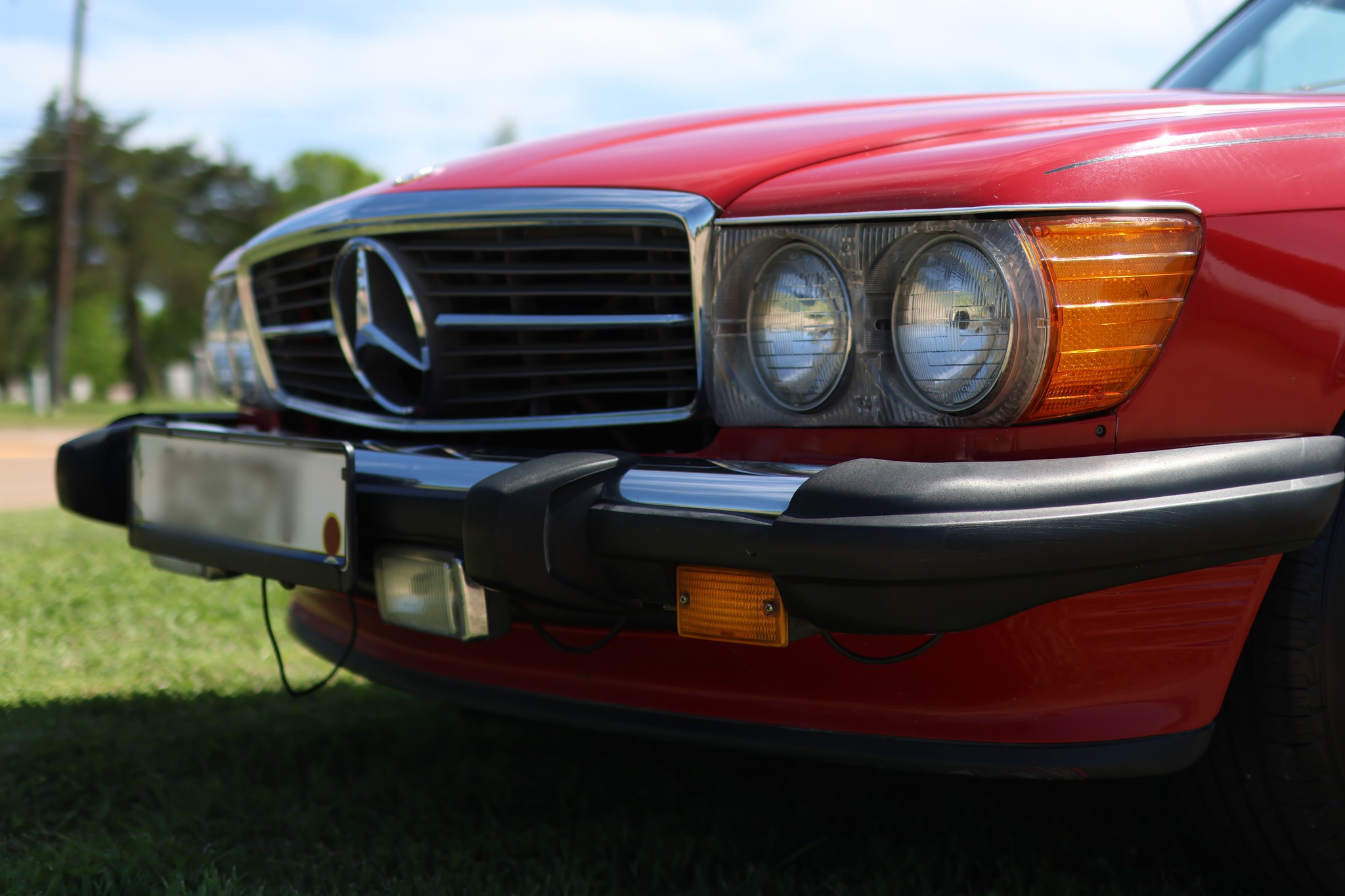 
								1987 Mercedes-Benz 560SL full									