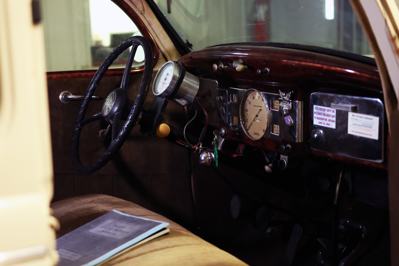 
								1936 Dodge Coupe full									