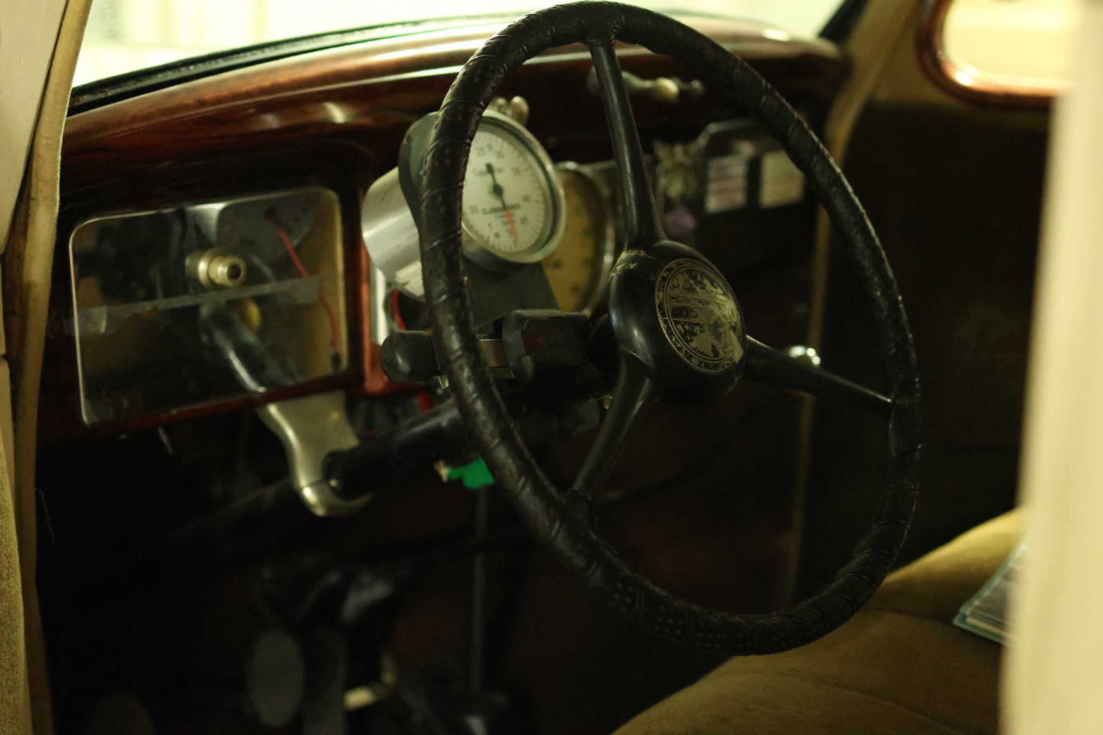 
								1936 Dodge Coupe full									