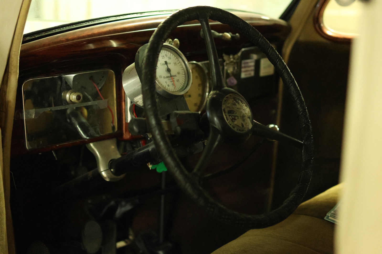 
								1936 Dodge Coupe full									