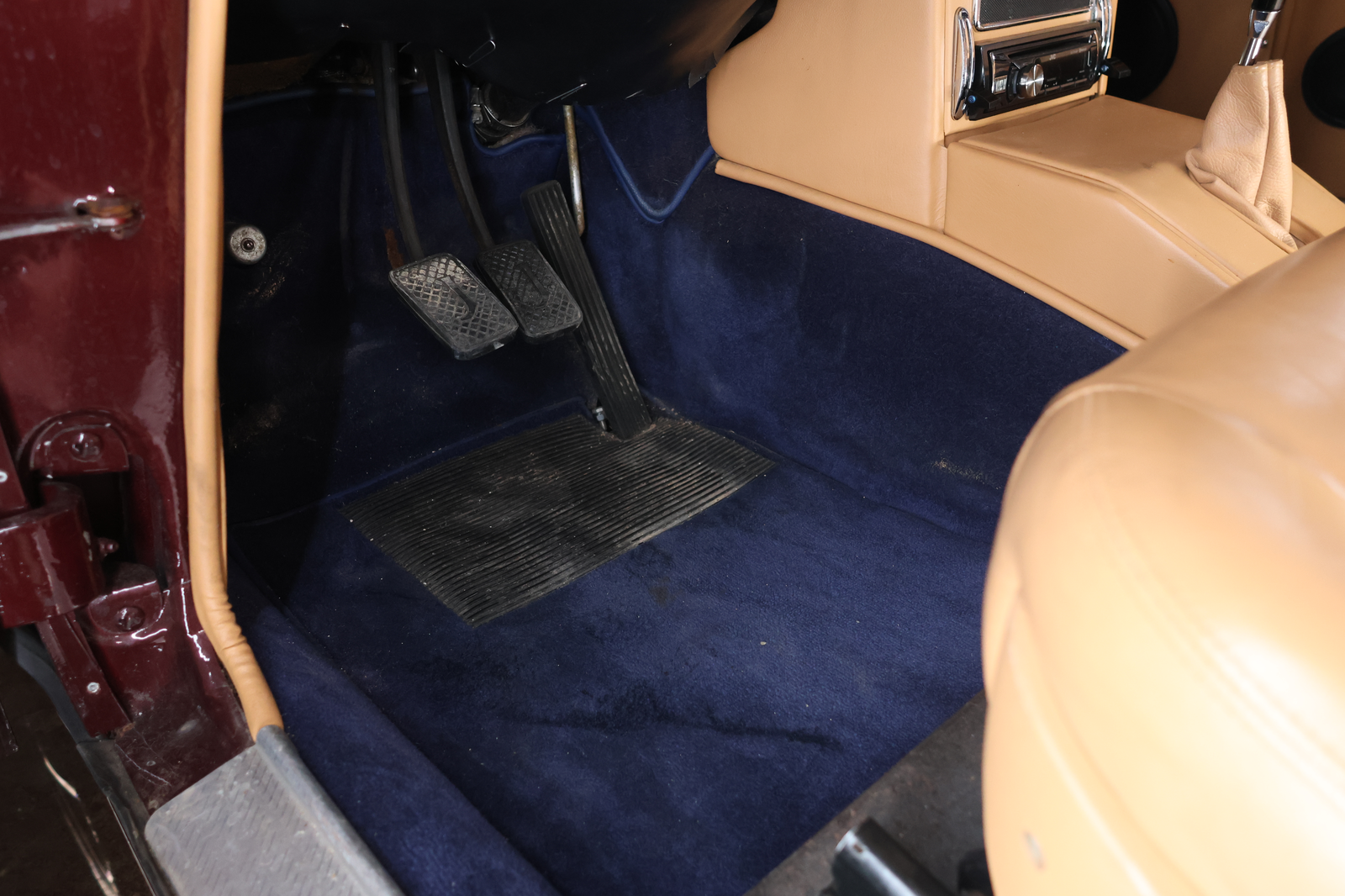 
								1967 Jaguar Mark II full									