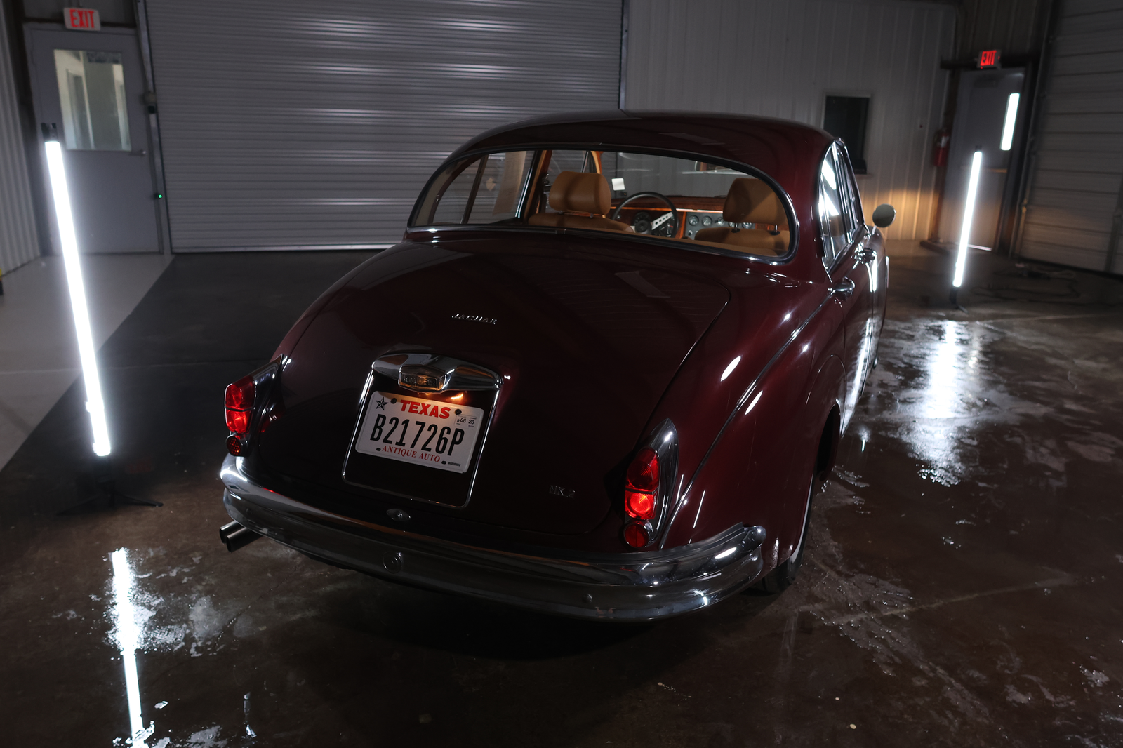 
								1967 Jaguar Mark II full									