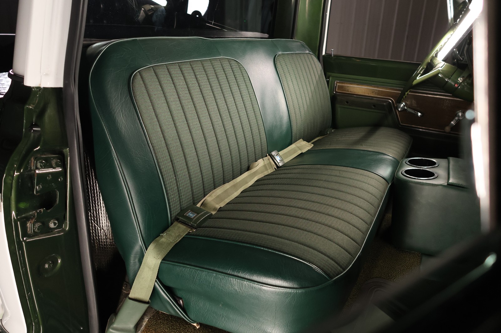 
								1972 GMC Sierra Grande full									