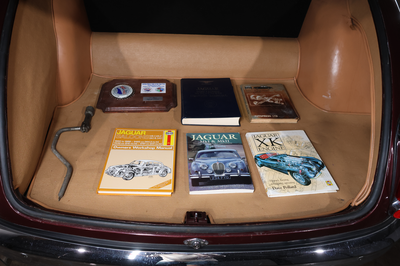 
								1967 Jaguar Mark II full									