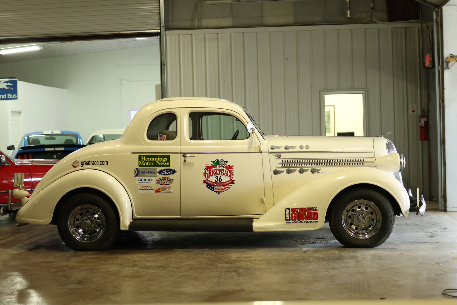 
								1936 Dodge Coupe full									