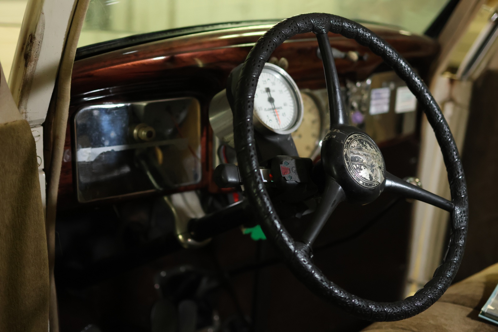 
								1936 Dodge Coupe full									