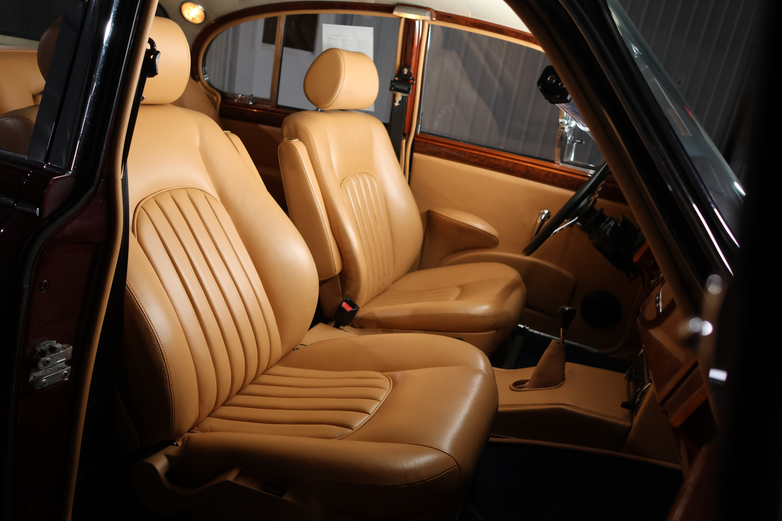 
								1967 Jaguar Mark II full									