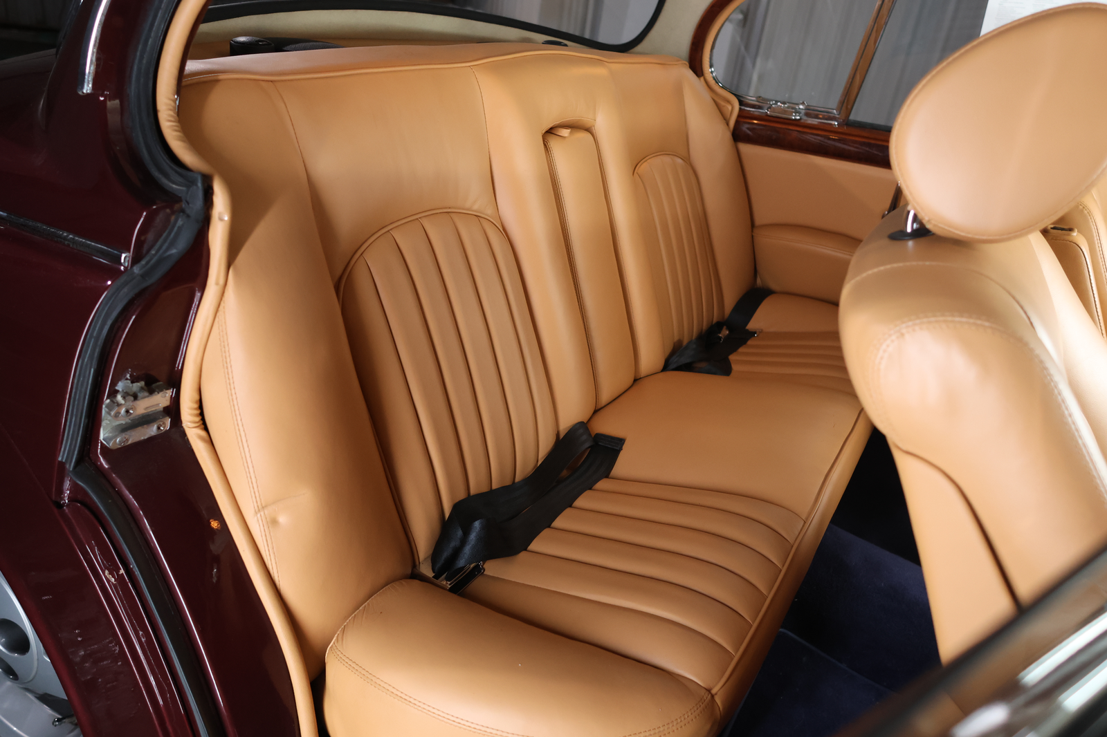 
								1967 Jaguar Mark II full									
