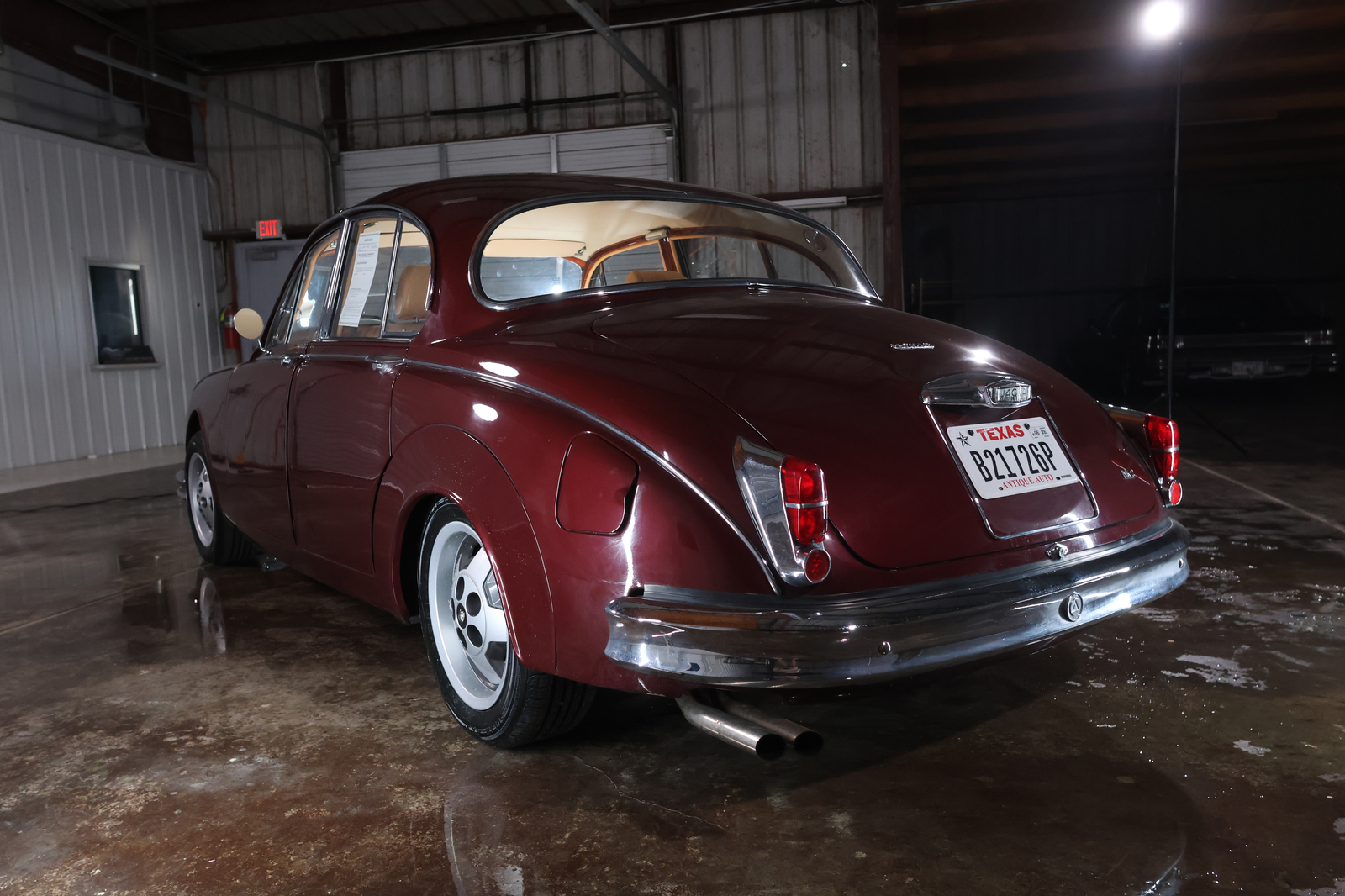 
								1967 Jaguar Mark II full									