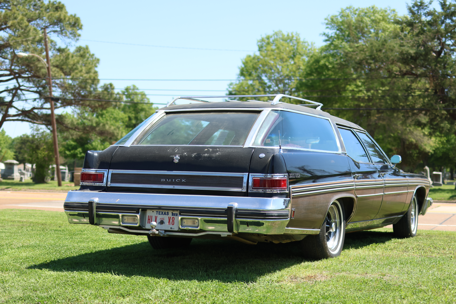 
								1974 Buick Station Wagon full									