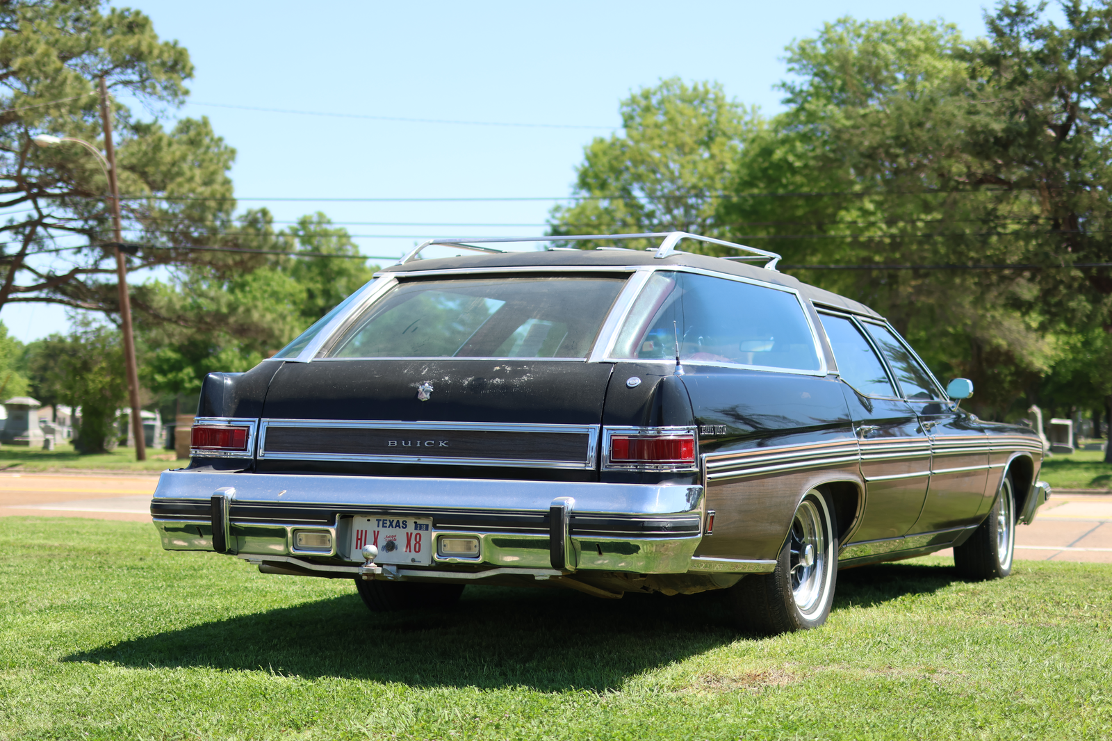 
								1974 Buick Station Wagon full									