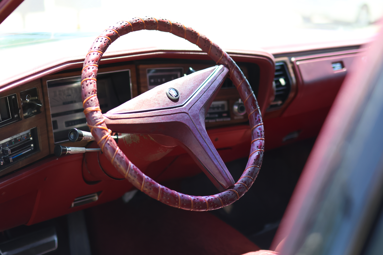 
								1974 Buick Station Wagon full									