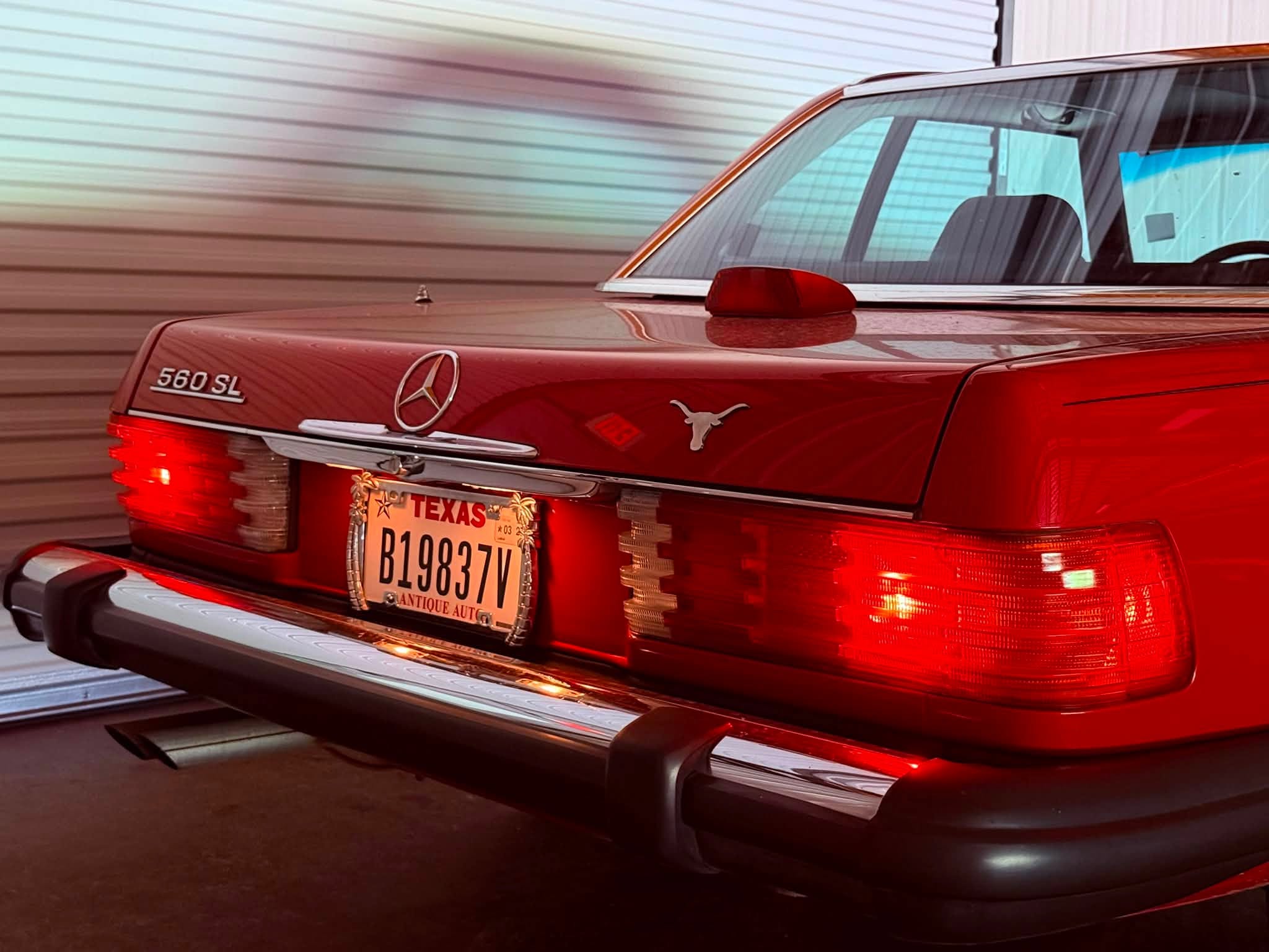 
								1987 Mercedes-Benz 560SL full									